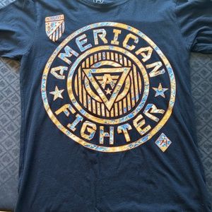 Men’s small American fighter t shirt